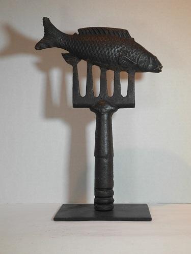 Eel Fork with Fish